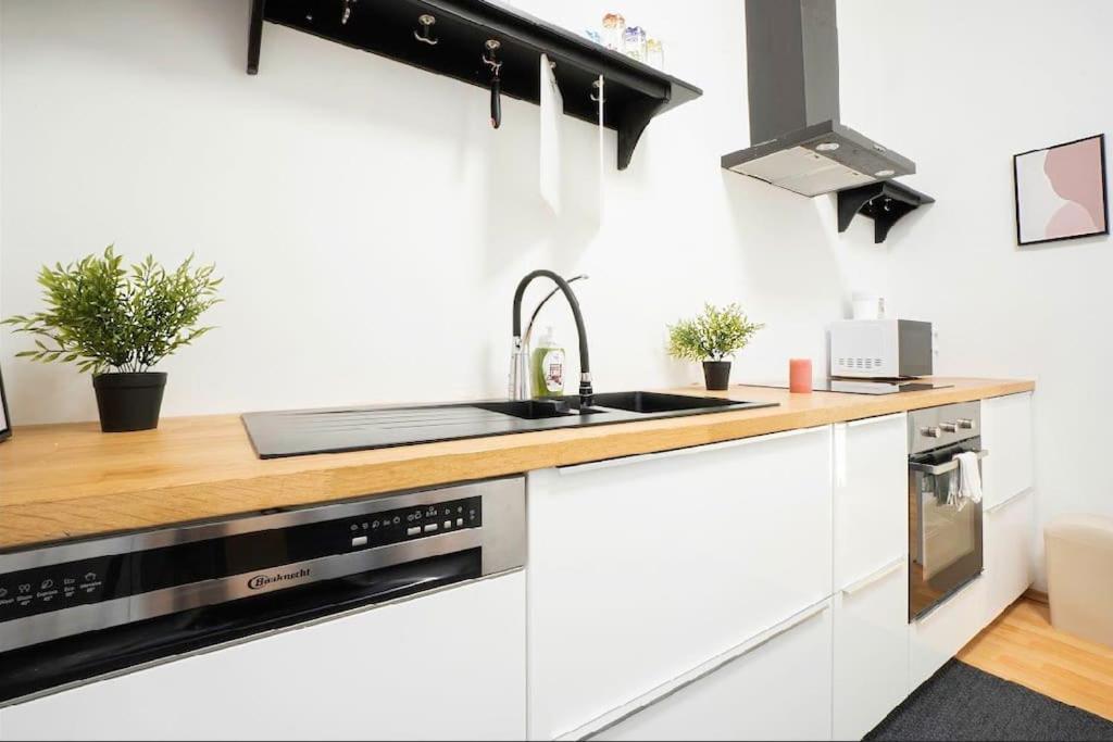 Cozy Flat - 10Min To City Center ! Wenen Buitenkant foto